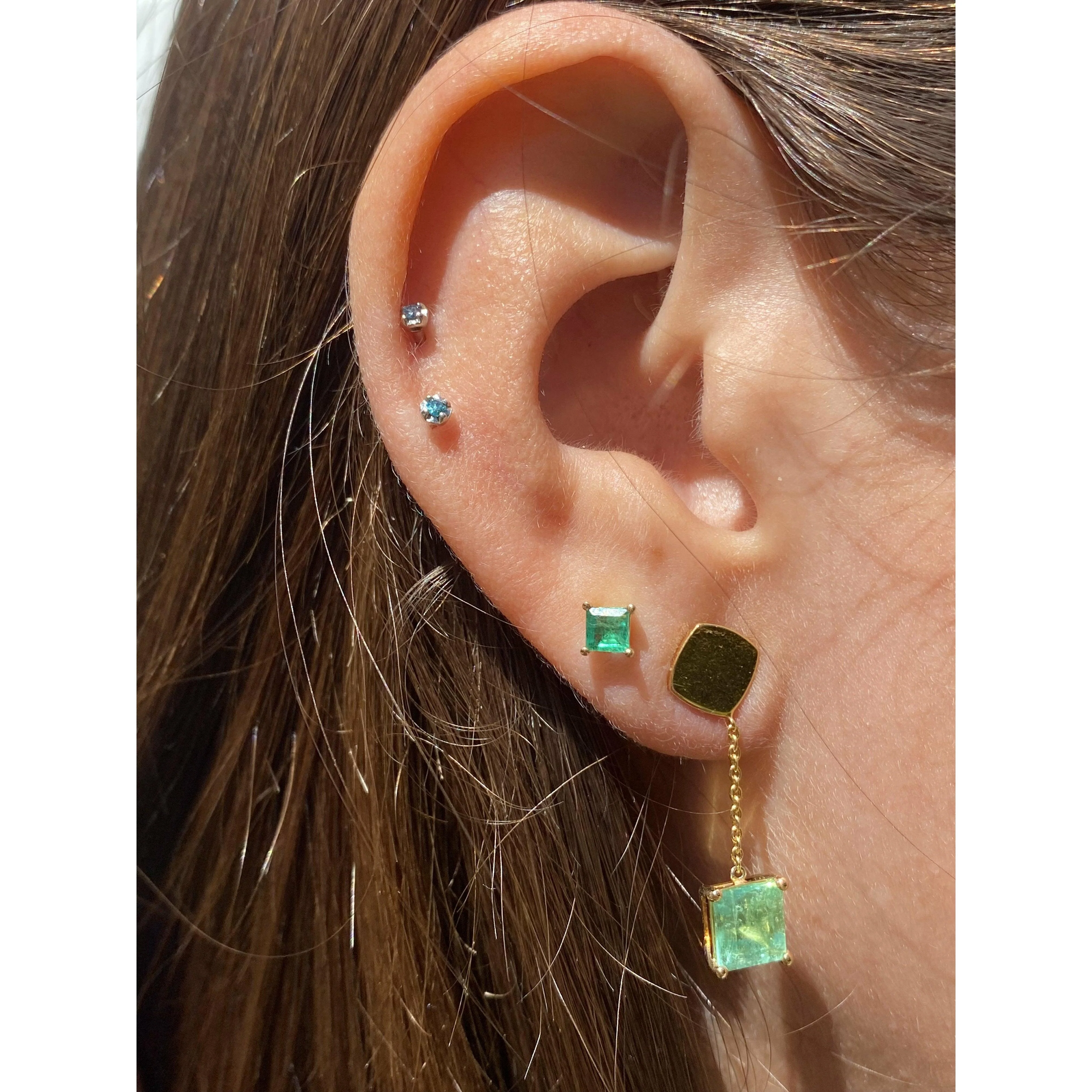 Natural Colombian Emerald Square cut drop Earrings in 18k solid gold - Image 5
