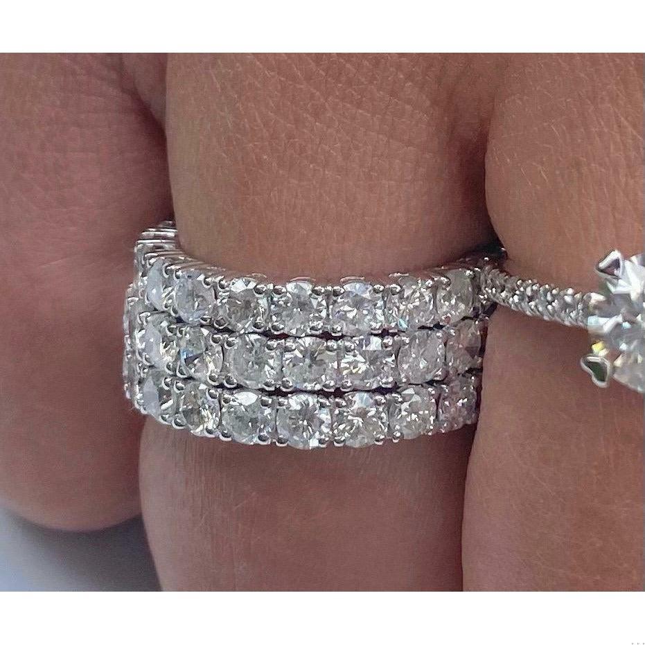 Natural Diamond Wedding Band in 18k white gold setting - Image 3
