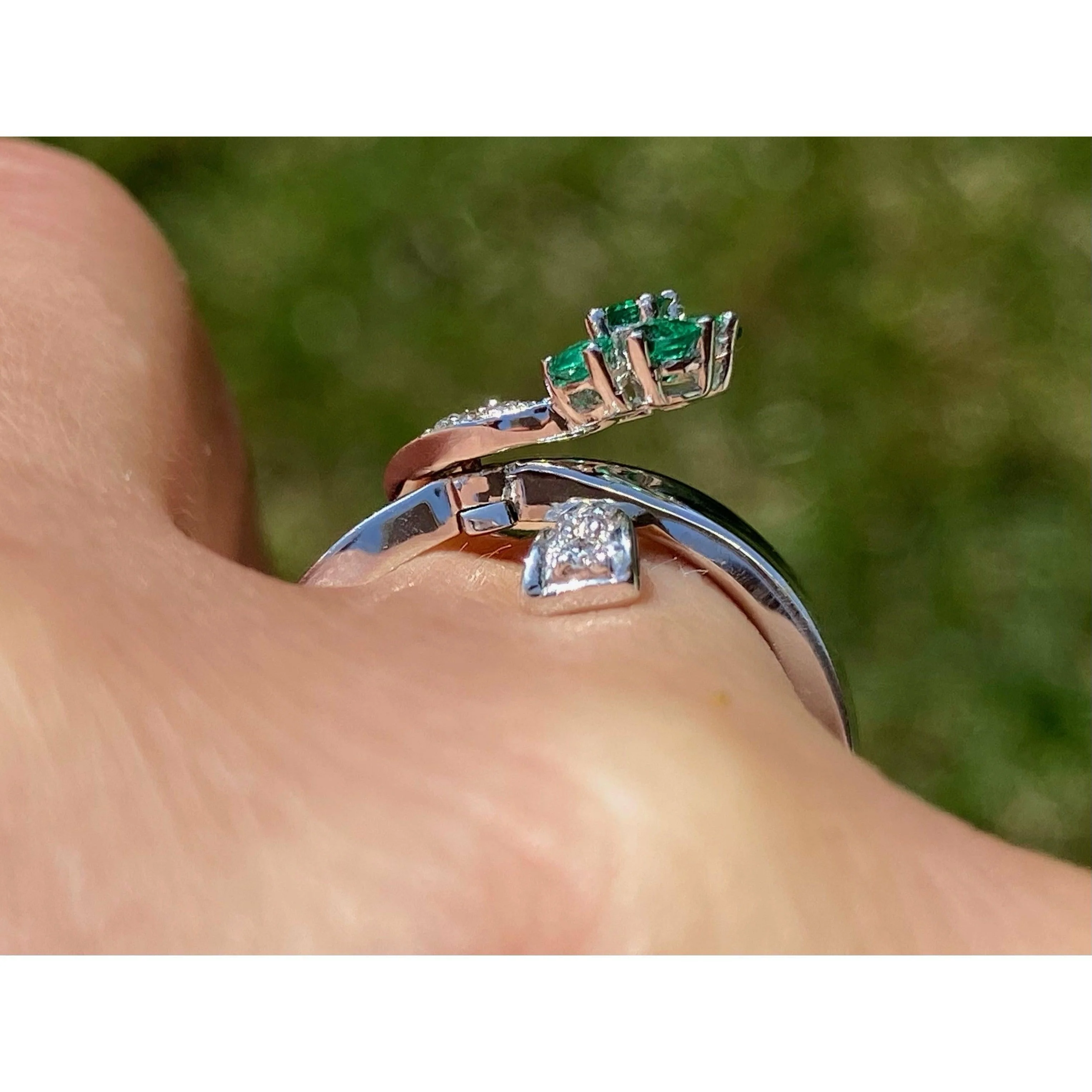 Natural Emerald and Diamond Flower Ring - Image 3