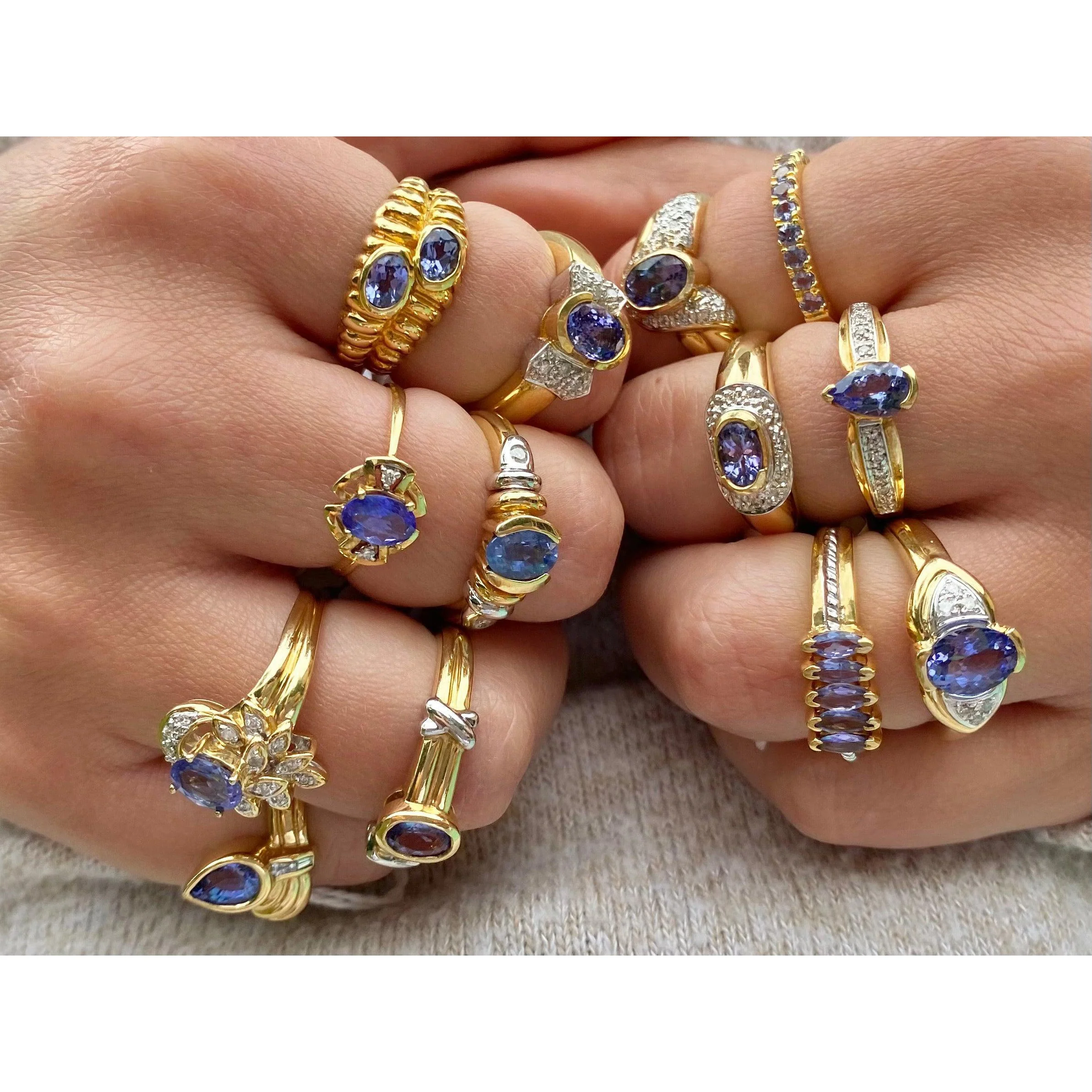 Oval Shape Tanzanite ring in 14k Yellow Gold Setting - Image 3