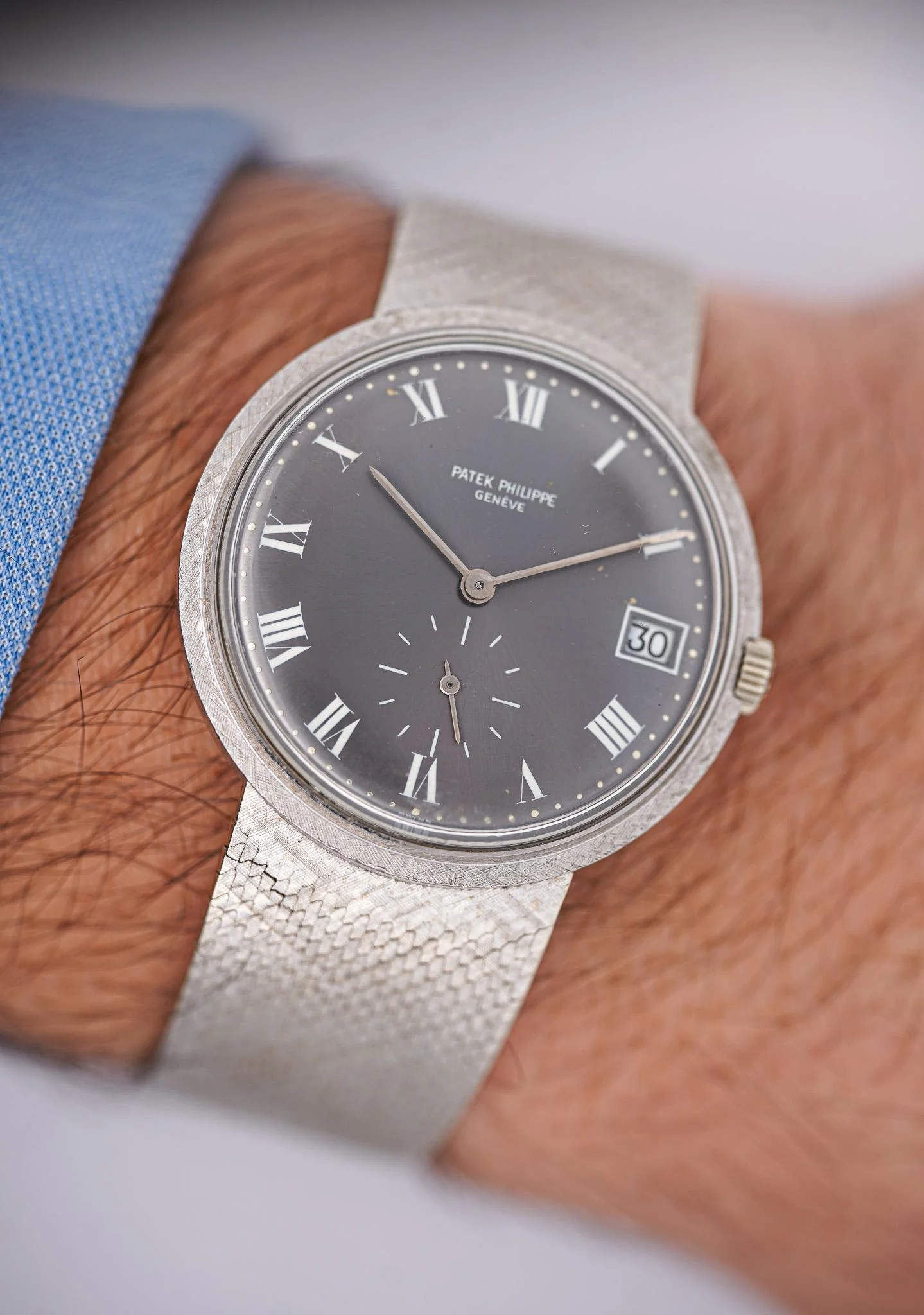 Patek Philippe Calatrava 35MM 18K White Gold Mesh Bracelet Gray Dial Watch - Image 9