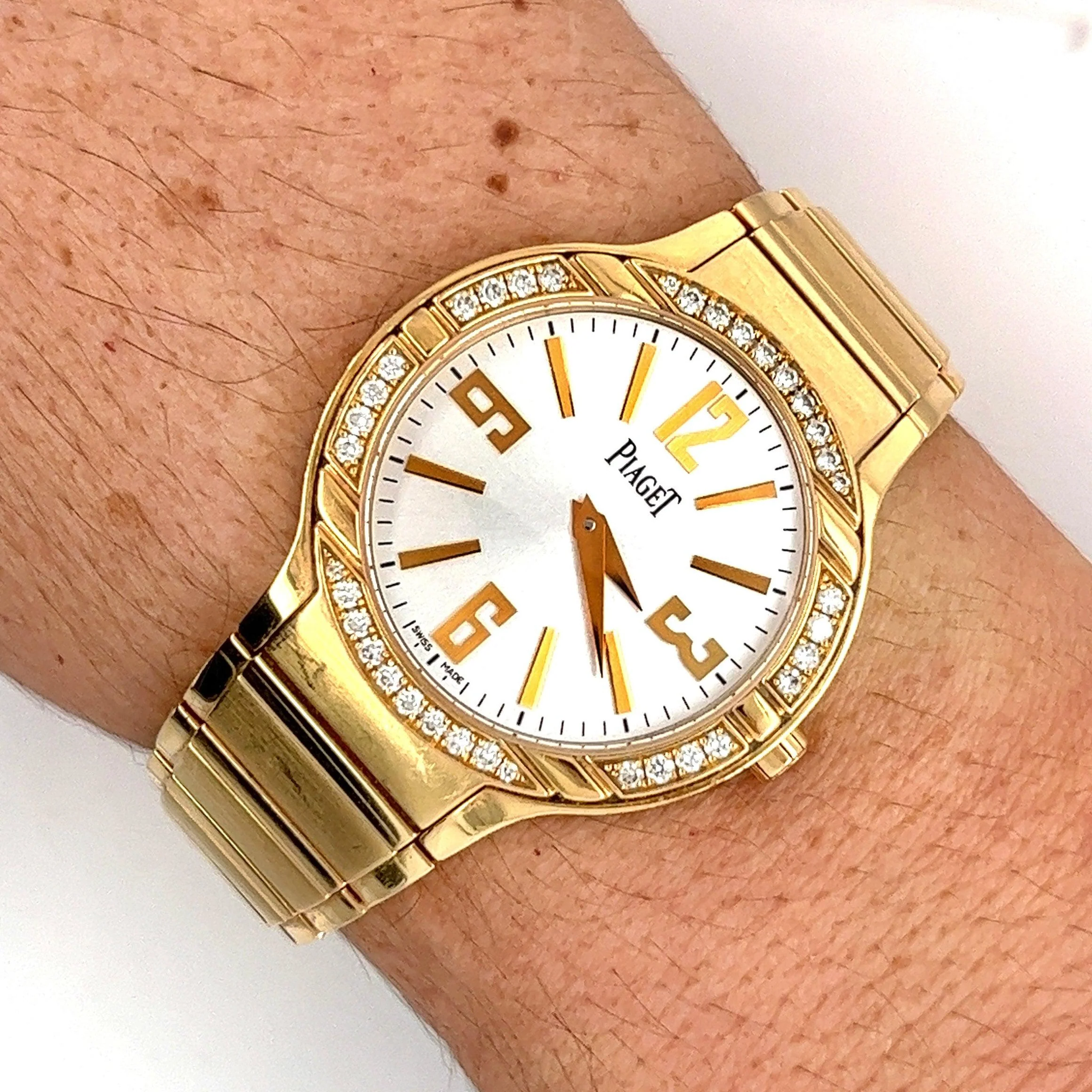 Piaget Polo Ladies 32mm Watch in 18K Yellow Gold With Diamond Bezel and Piaget Papers - Image 5