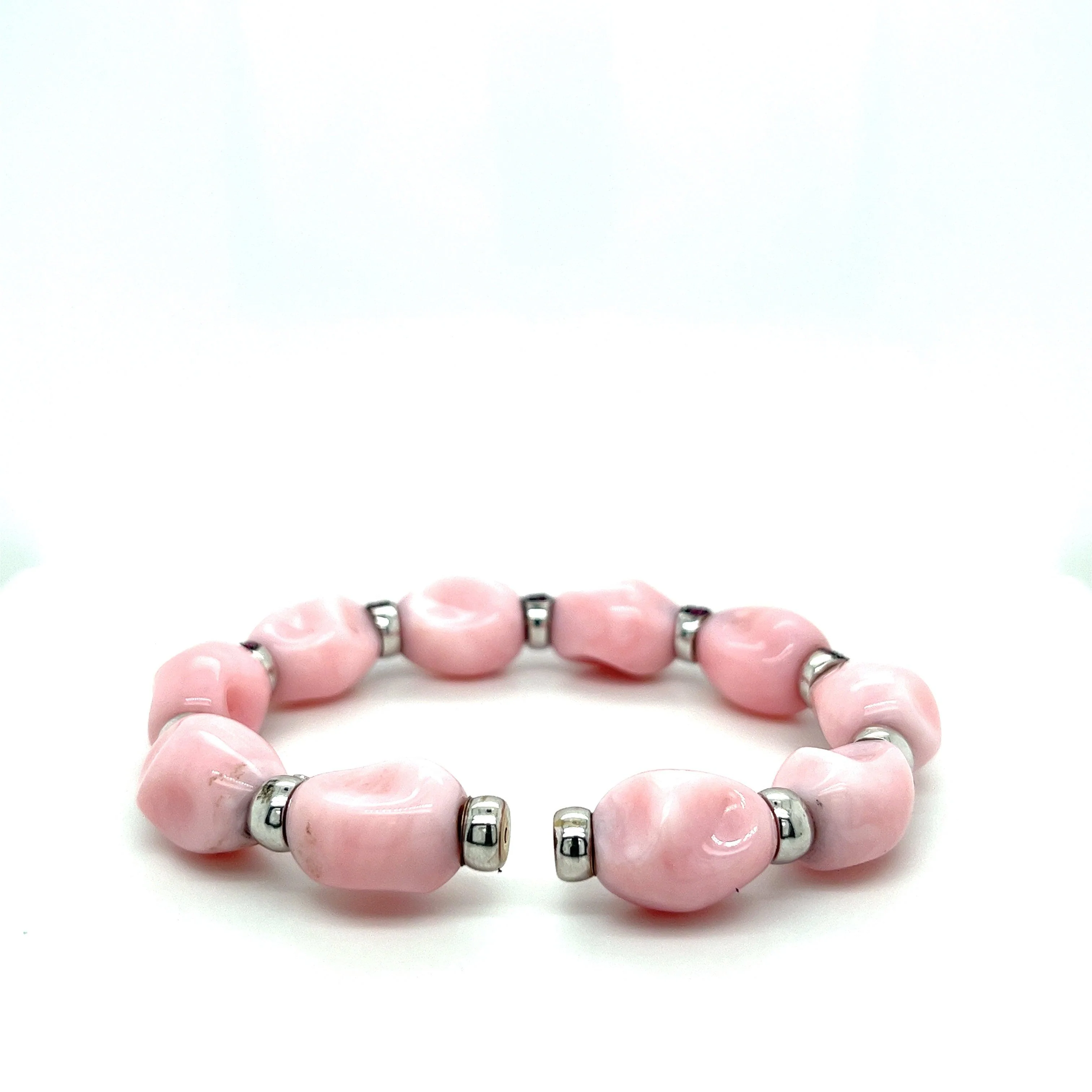 18K White Gold Raw Unformed Pink Agate and Round Cut Ruby Cuff Bangle Bracelet - Image 3