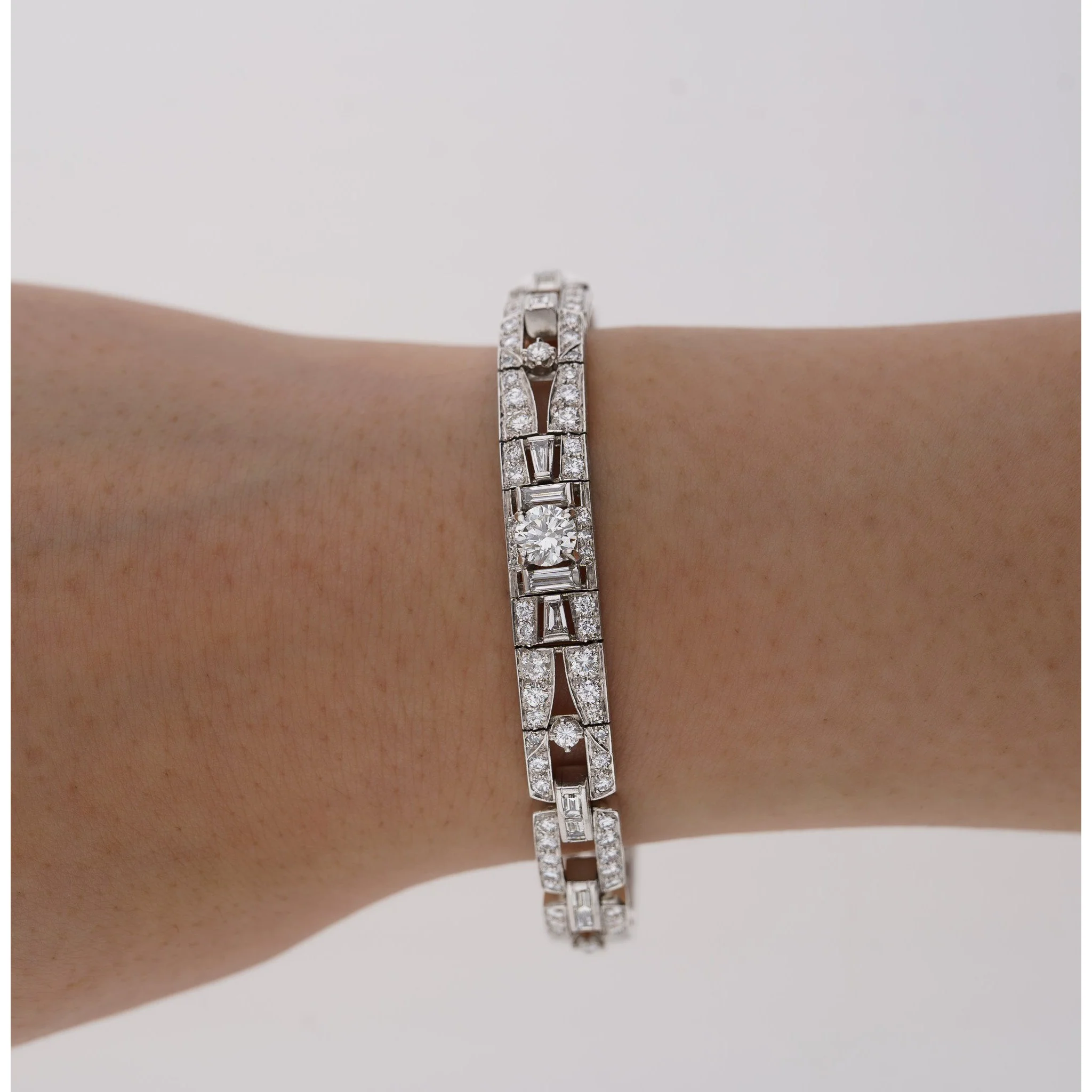 Vintage Art Deco 10 Carat Diamond Platinum Filigree Bracelet - Image 6