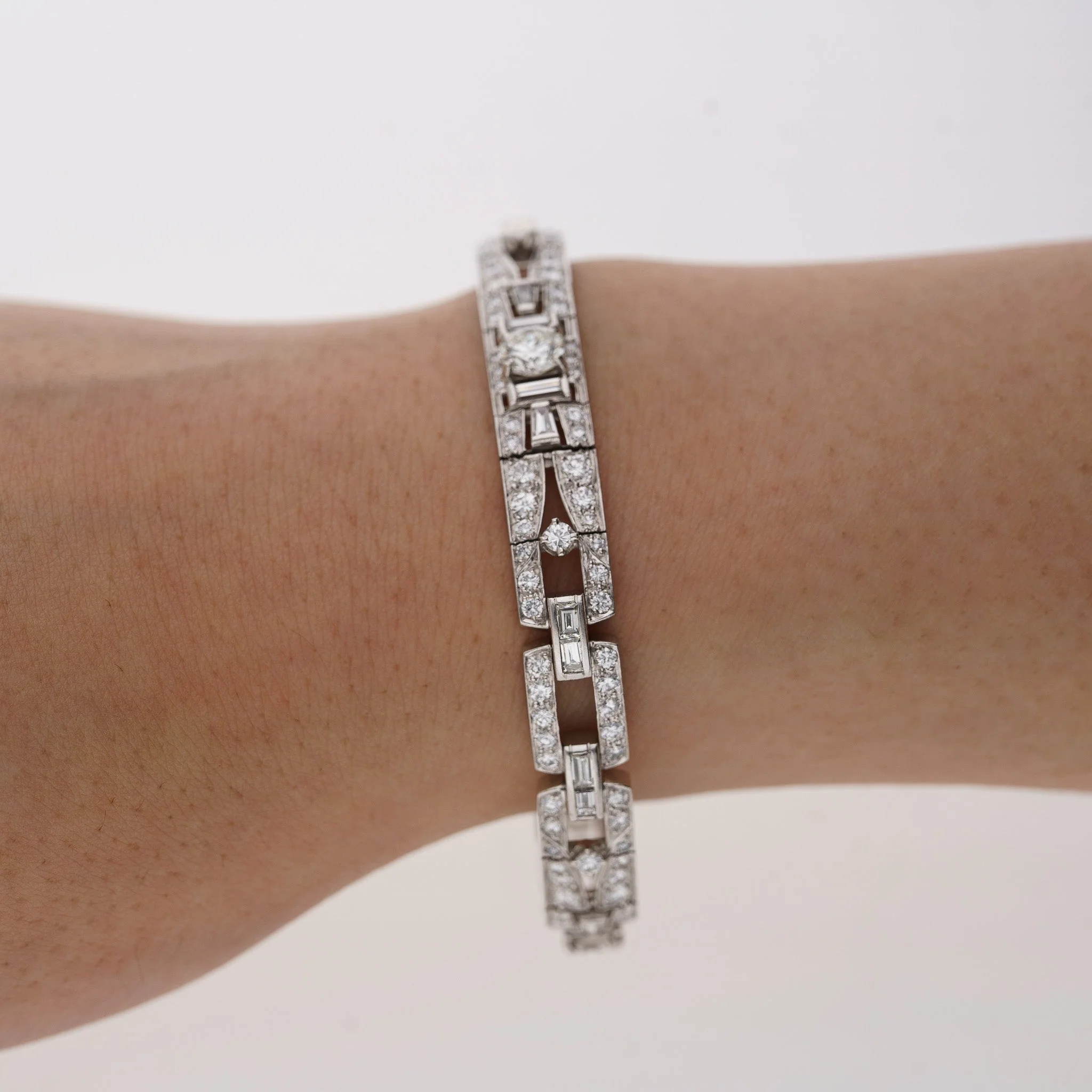 Vintage Art Deco 10 Carat Diamond Platinum Filigree Bracelet - Image 7