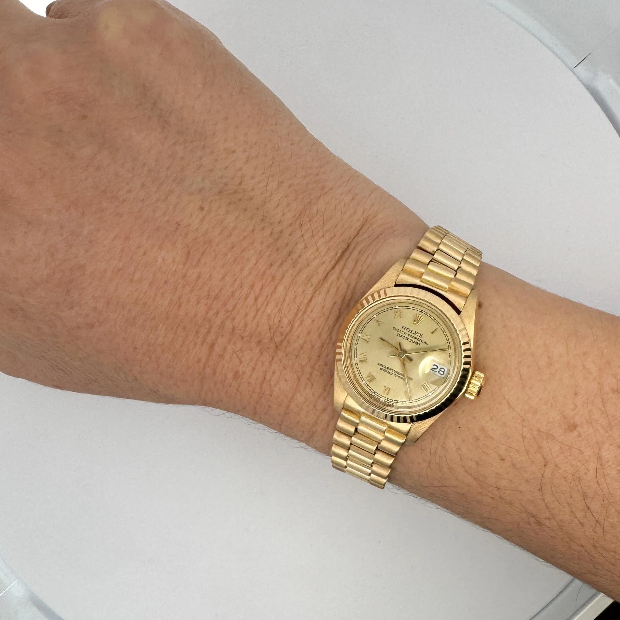 Rolex President Datejust 26mm Fluted 18K Gold Ladies Watch - Image 12