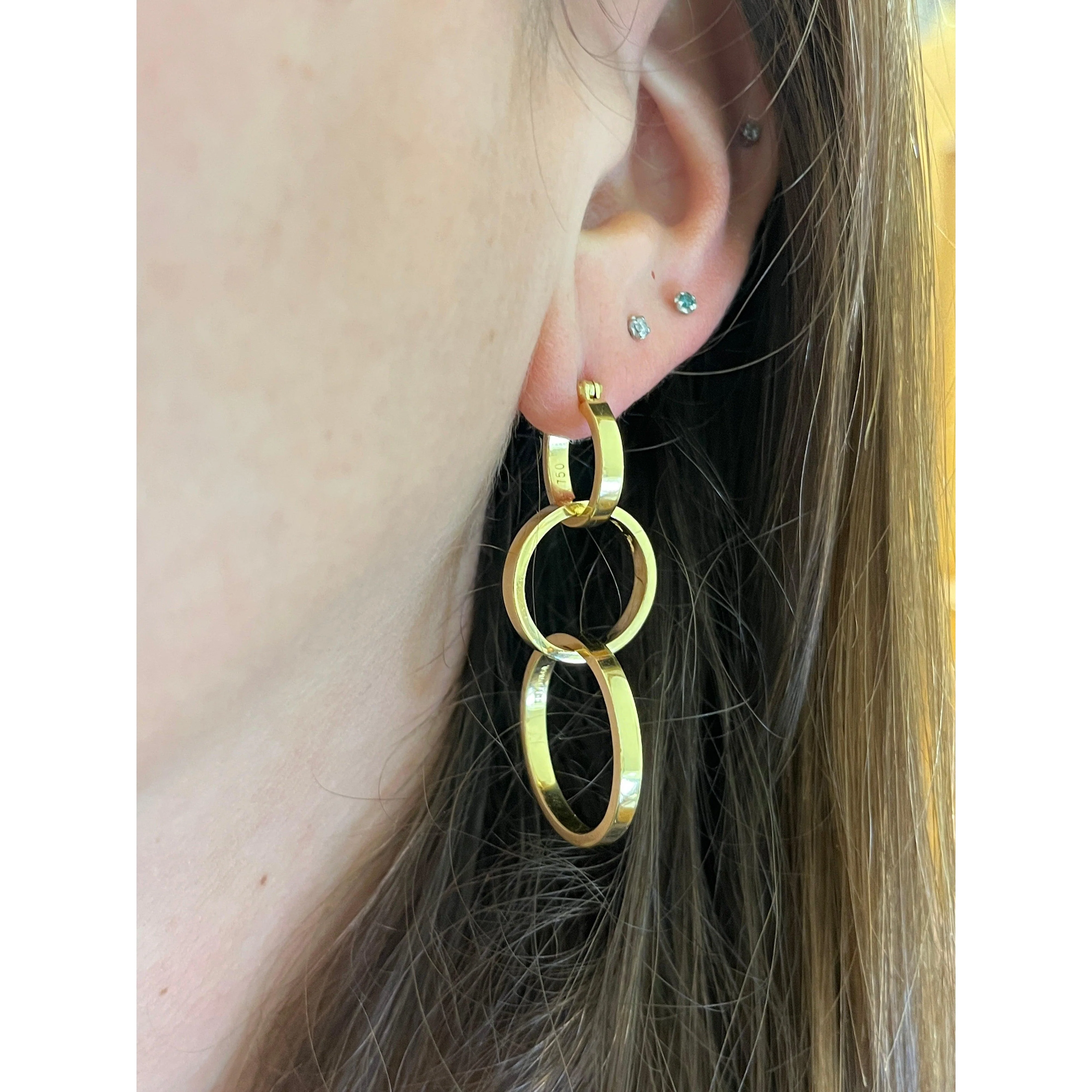 Tiffany & Co. 18K Gold Paloma Picasso 3 Ring Interlocking Hoop Earrings - Image 4