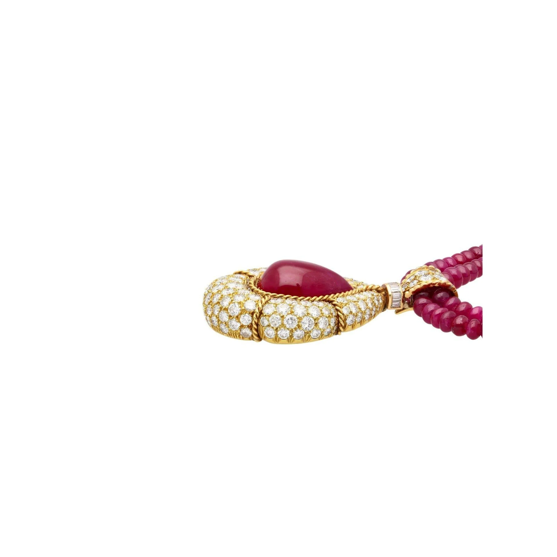 22.41 Carat Cabochon Cut Ruby Pendant In Tiffany & Co. Signed Bead Necklace - Image 4