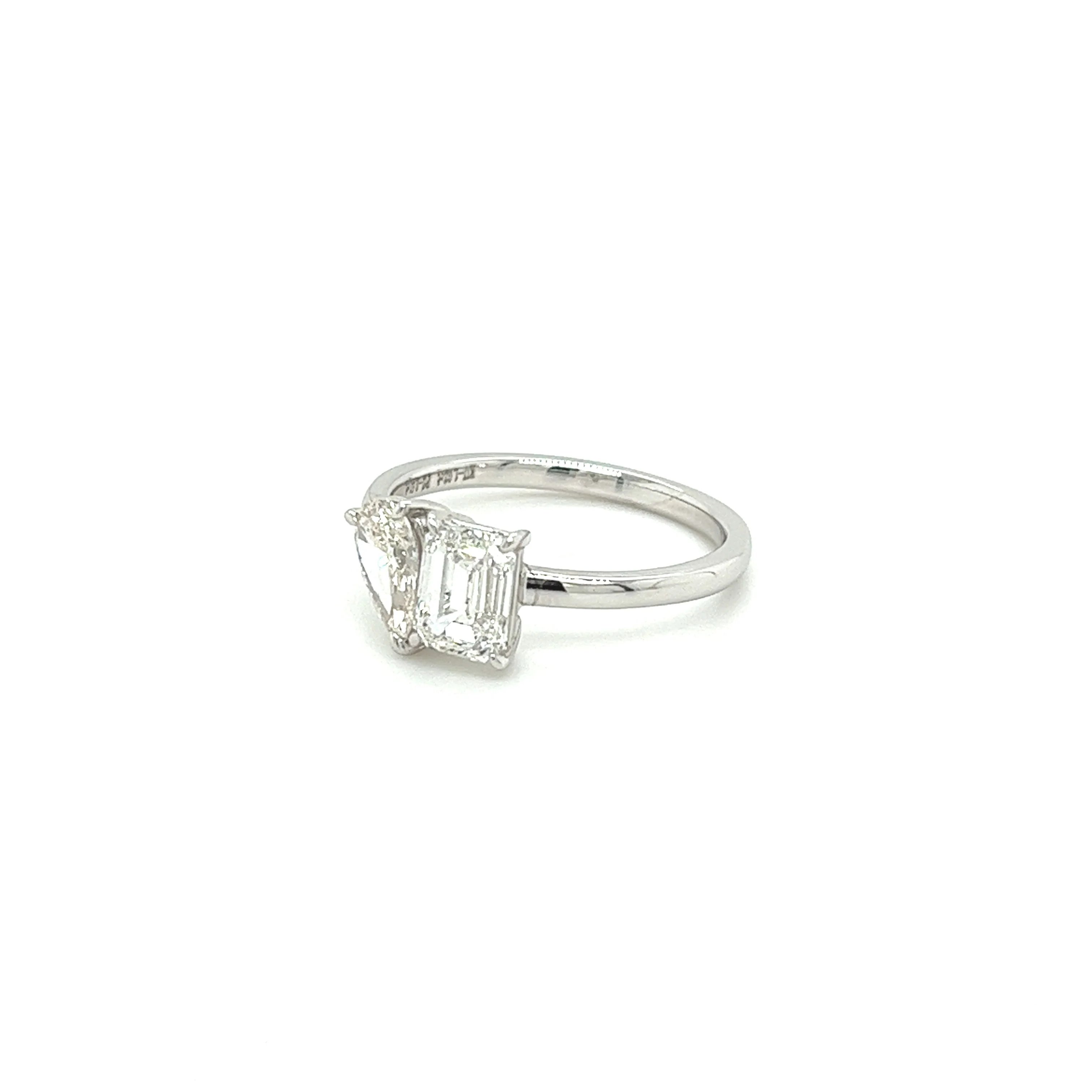 Toi Et Moi Emerald & Pear Cut Lab Diamond Engagement Ring in 18K White Gold - Image 3