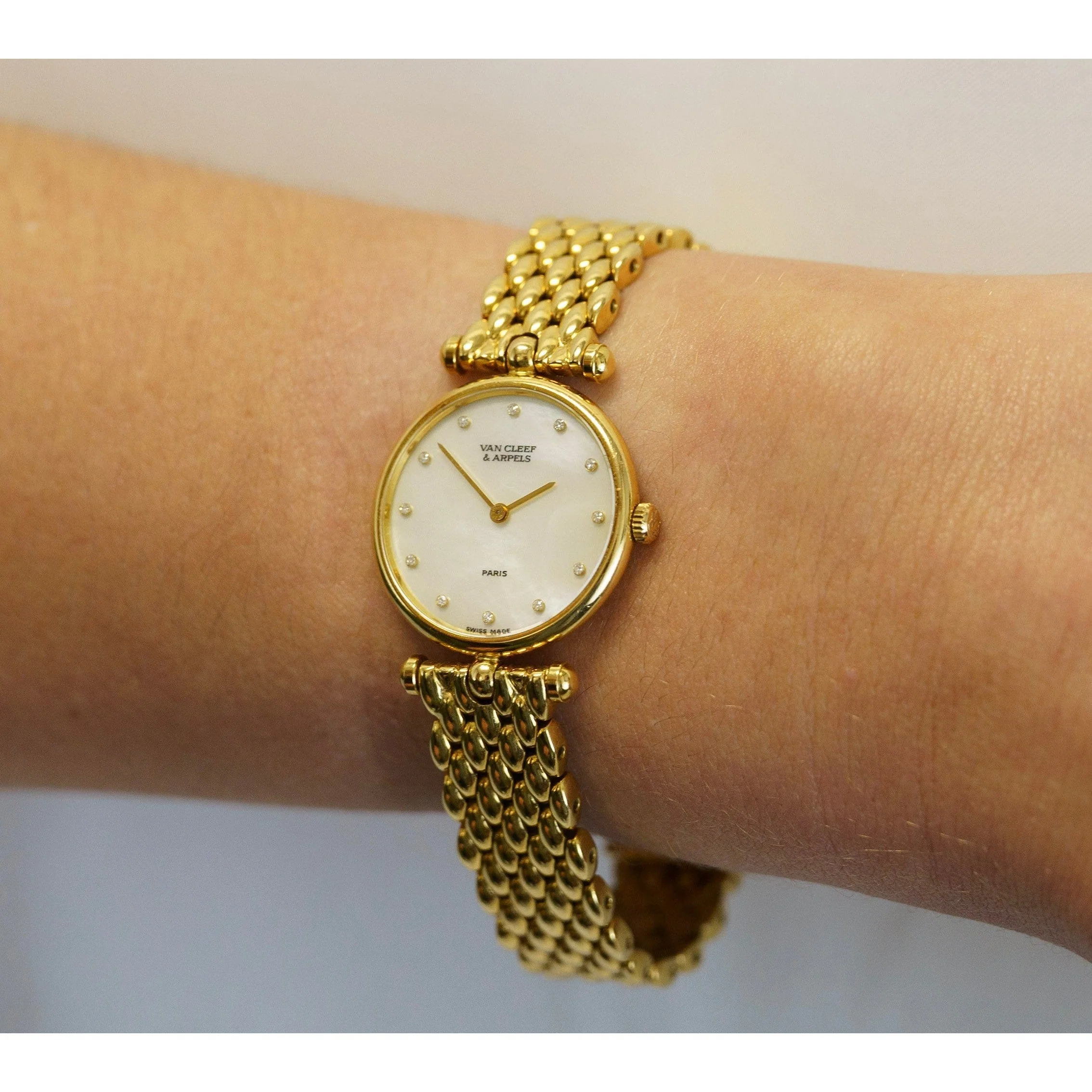 Vintage Van Cleef & Arpels 18K Mother of Pearl Diamond Watch 24mm - Image 10