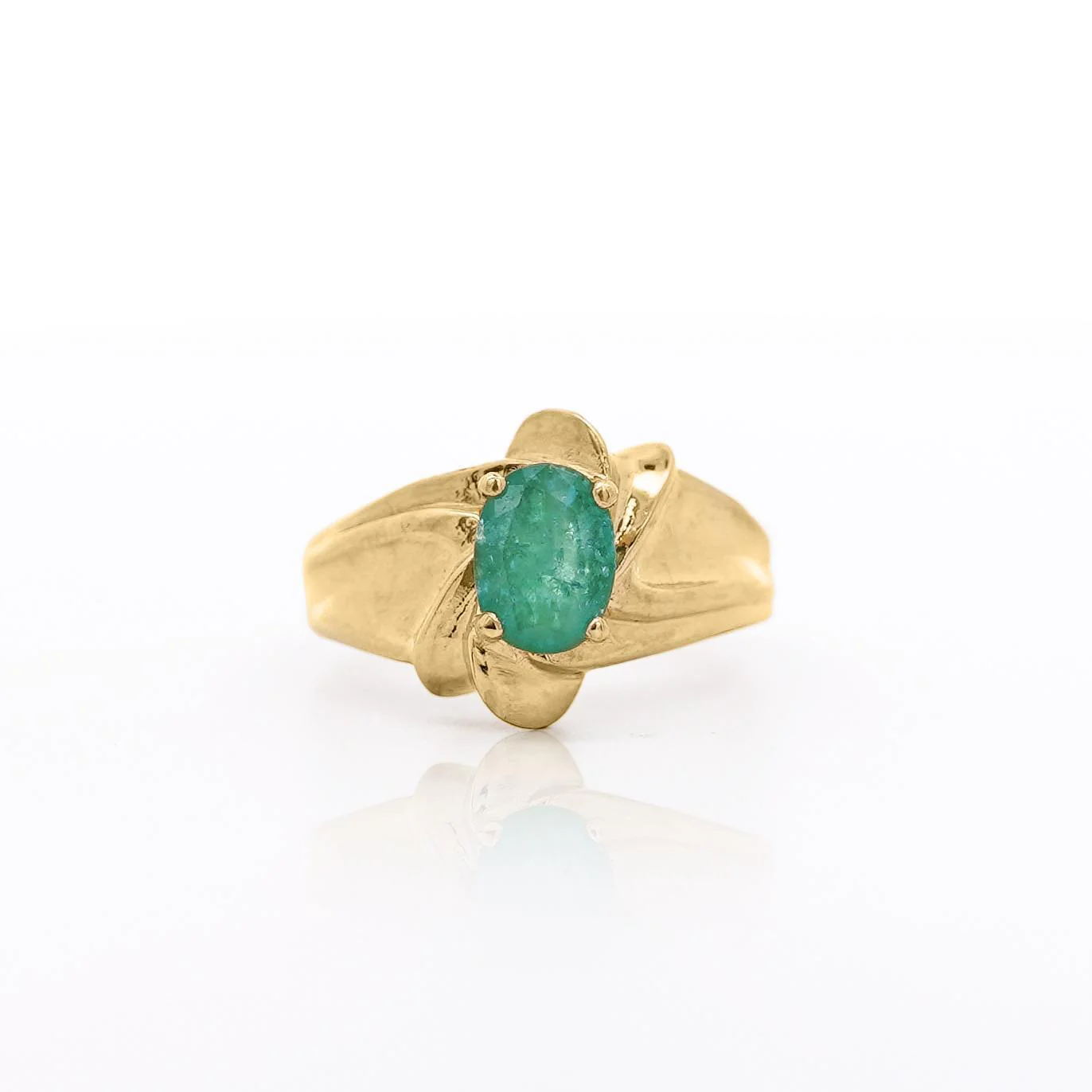 Vintage 1.44 Carat Oval Cut Emerald in 14K Gold Textured Statement Ring - Image 5