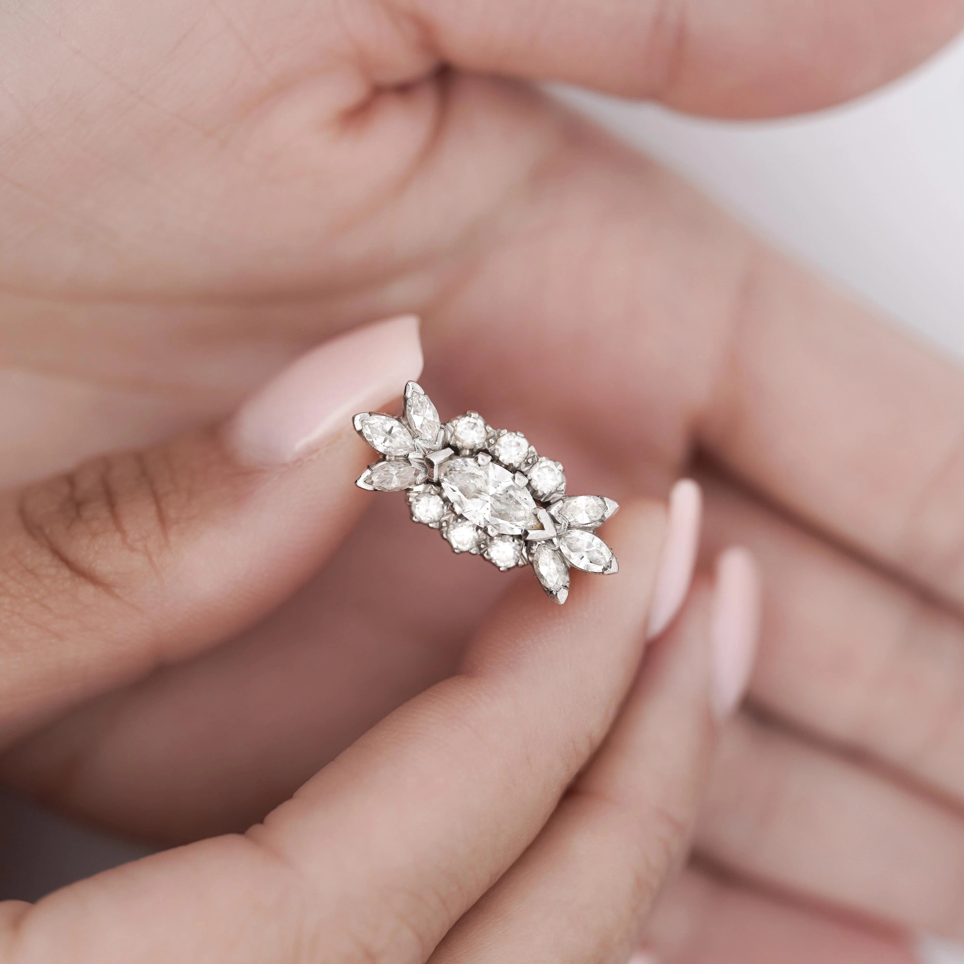 Vintage 1.85 Carat Marquise Cut Diamond Cocktail Platinum East-West Ring - Image 2