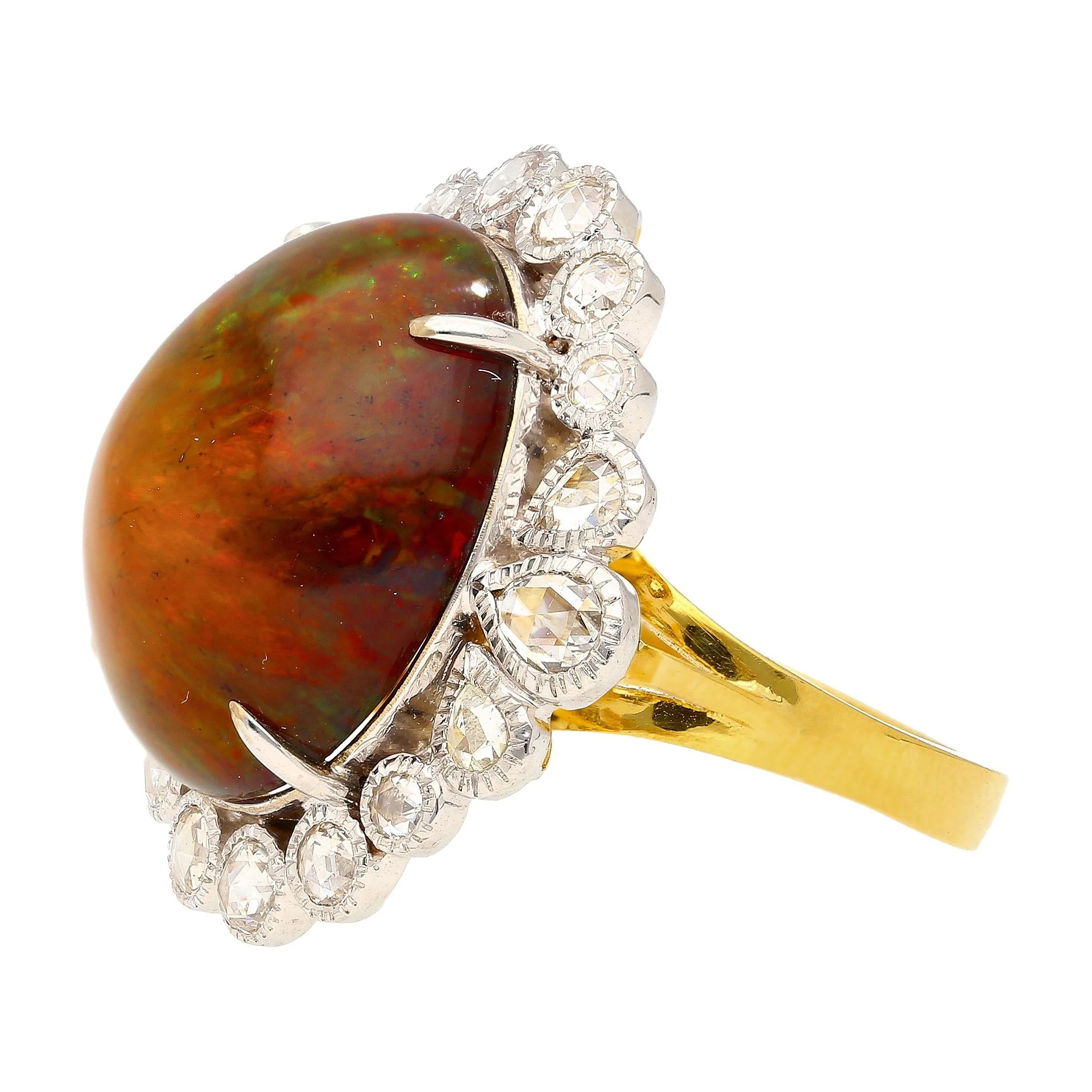 Vintage 11.36 Carat Opal and Briolette/Rose Cut Diamond Halo 18K Gold Ring - Image 3