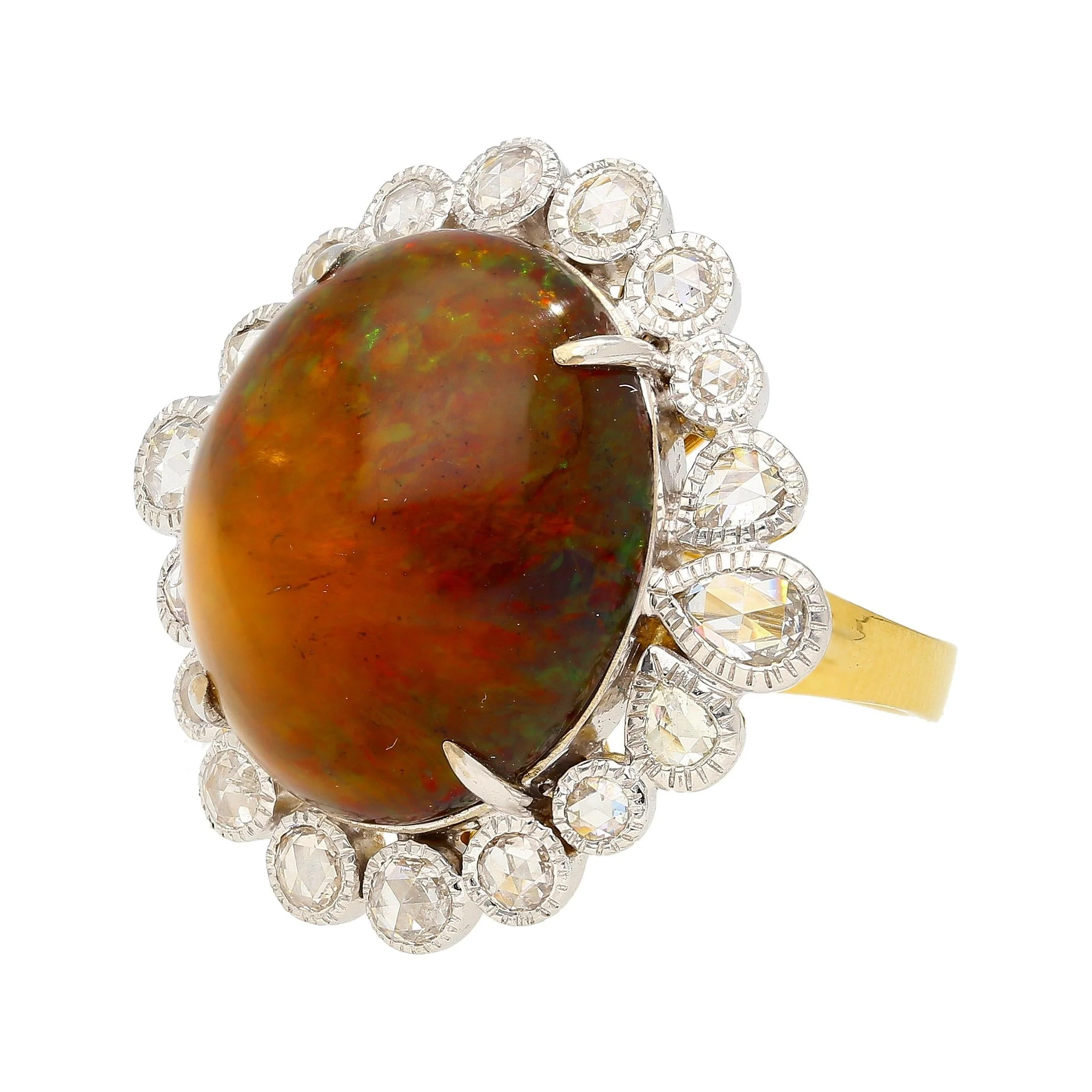 Vintage 11.36 Carat Opal and Briolette/Rose Cut Diamond Halo 18K Gold Ring - Image 6