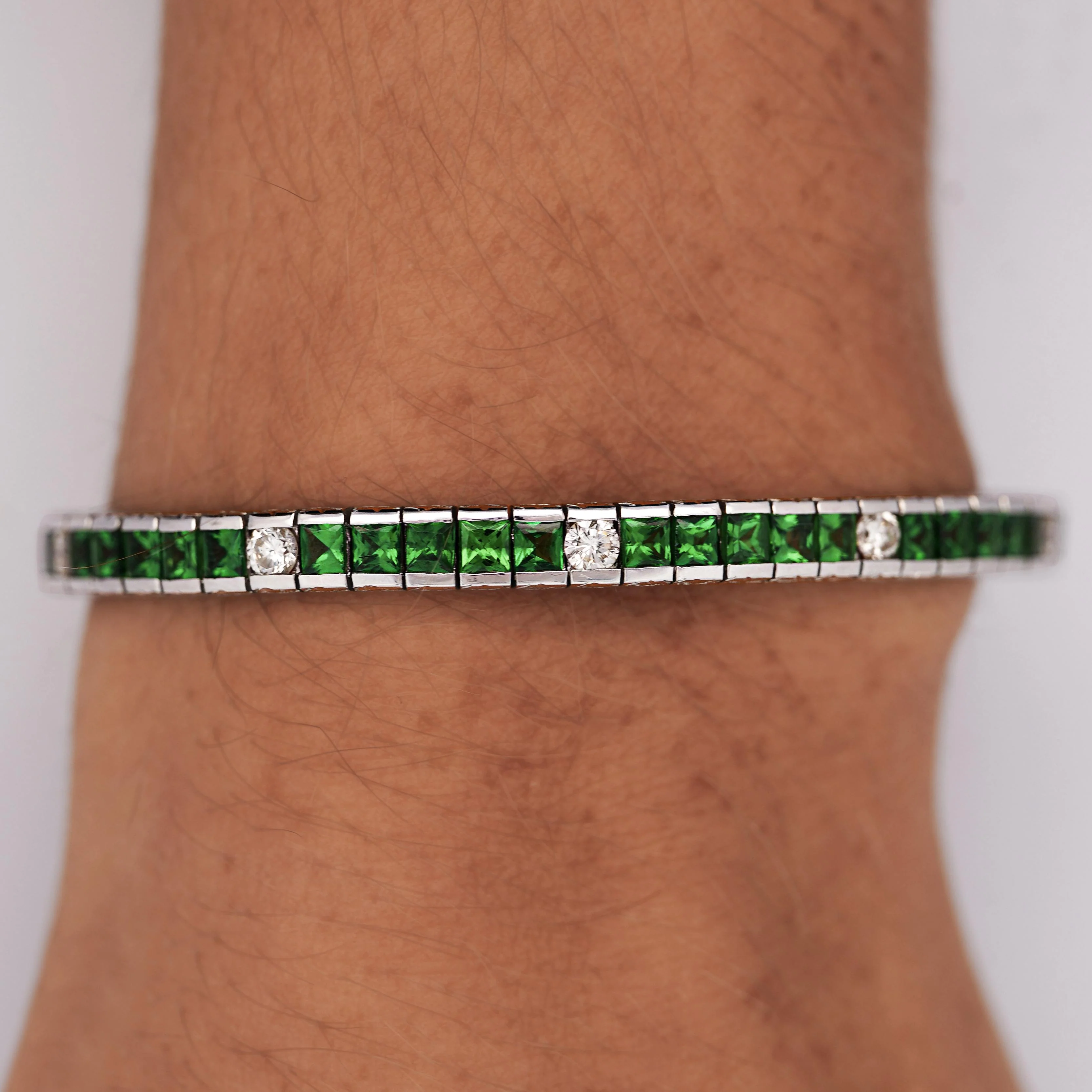 Vintage 11.5 Carat Tsavorite & Diamond Filigree Tennis Bracelet - Image 2