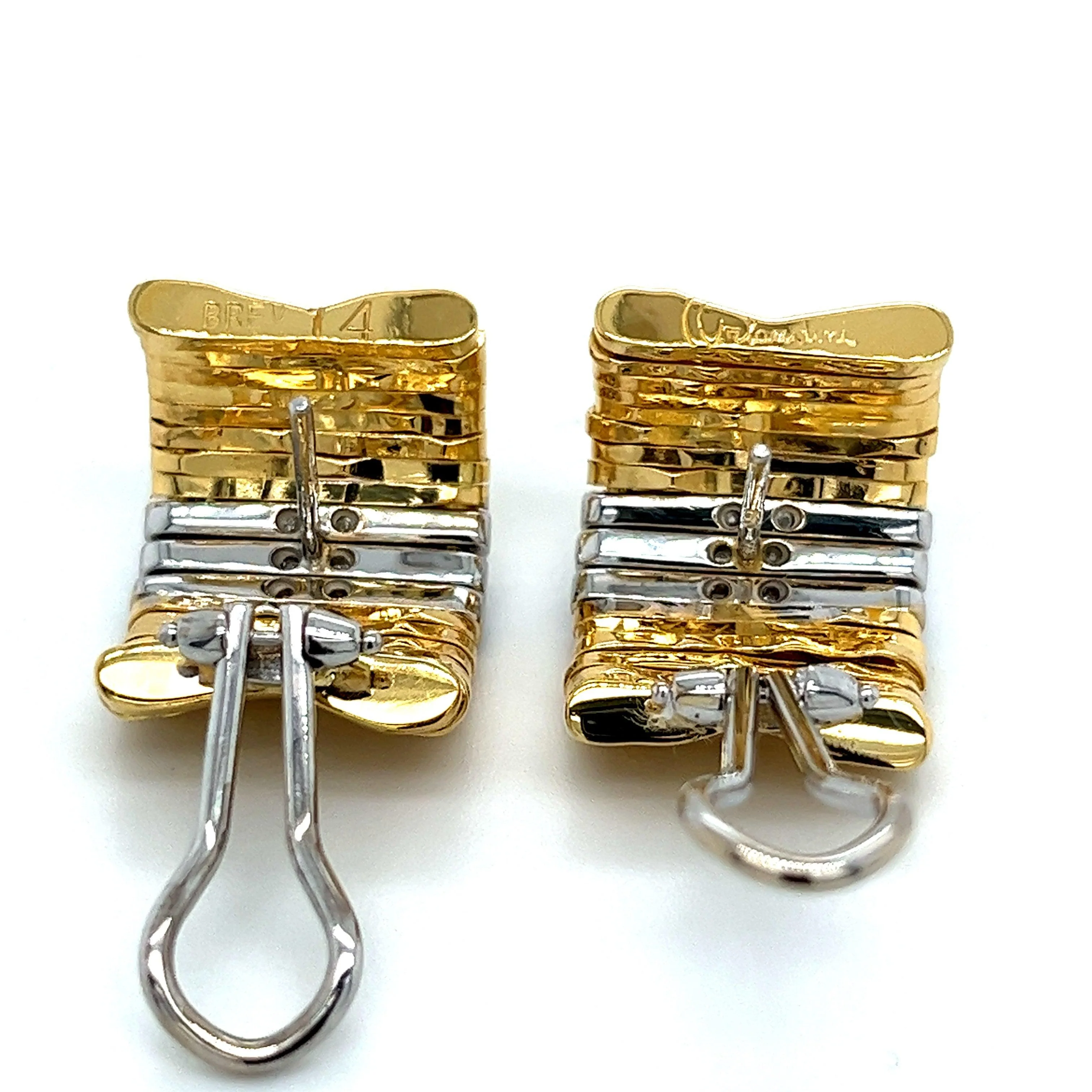 Orlandini Signed 18K Two Tone Gold Ribbed Bar Hug Hoop Earrings with Round Cut Diamonds - Image 4