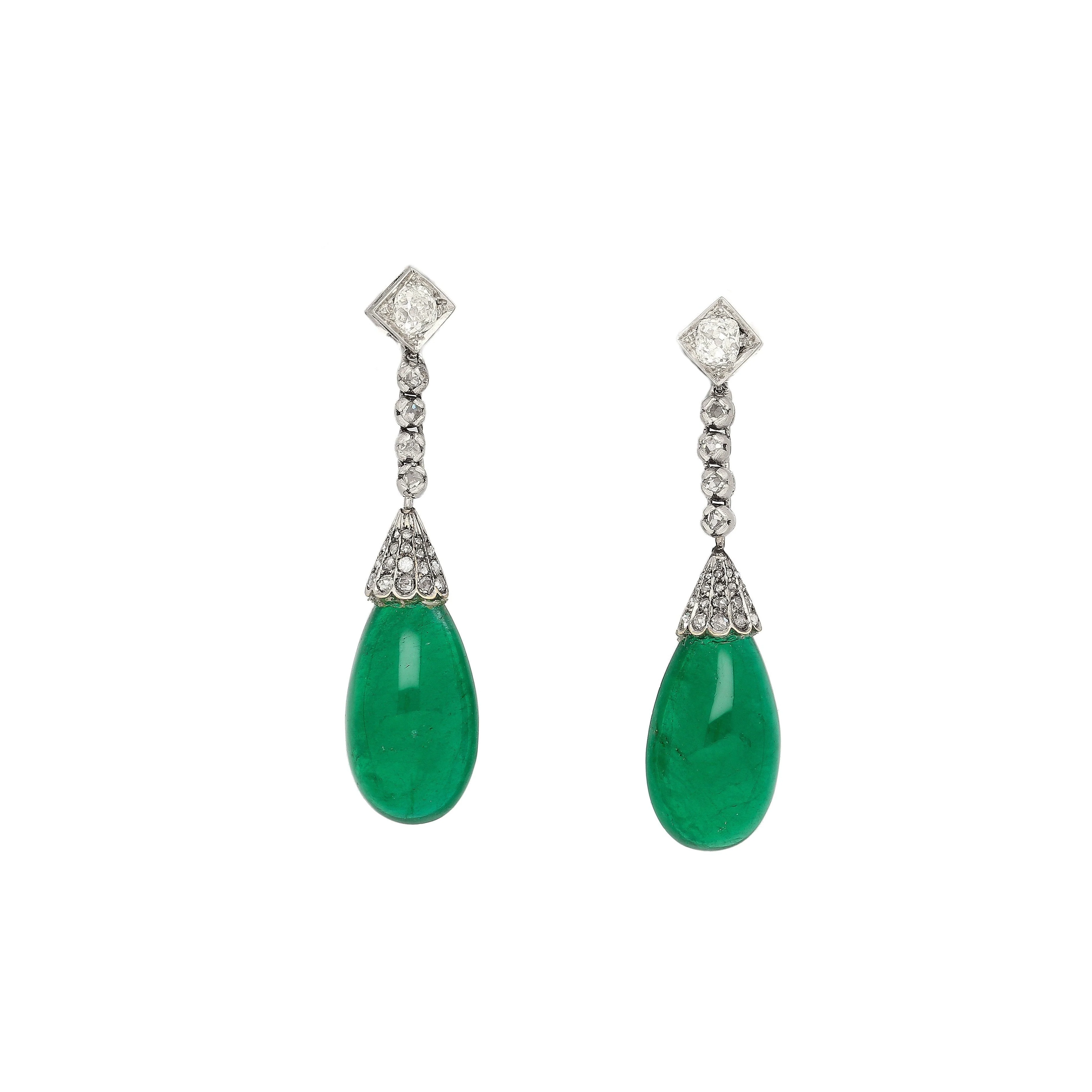 Art Deco Era 21 Carat Cabochon Pear Shape Emerald Drop Earrings | Circa 1940 - Image 3