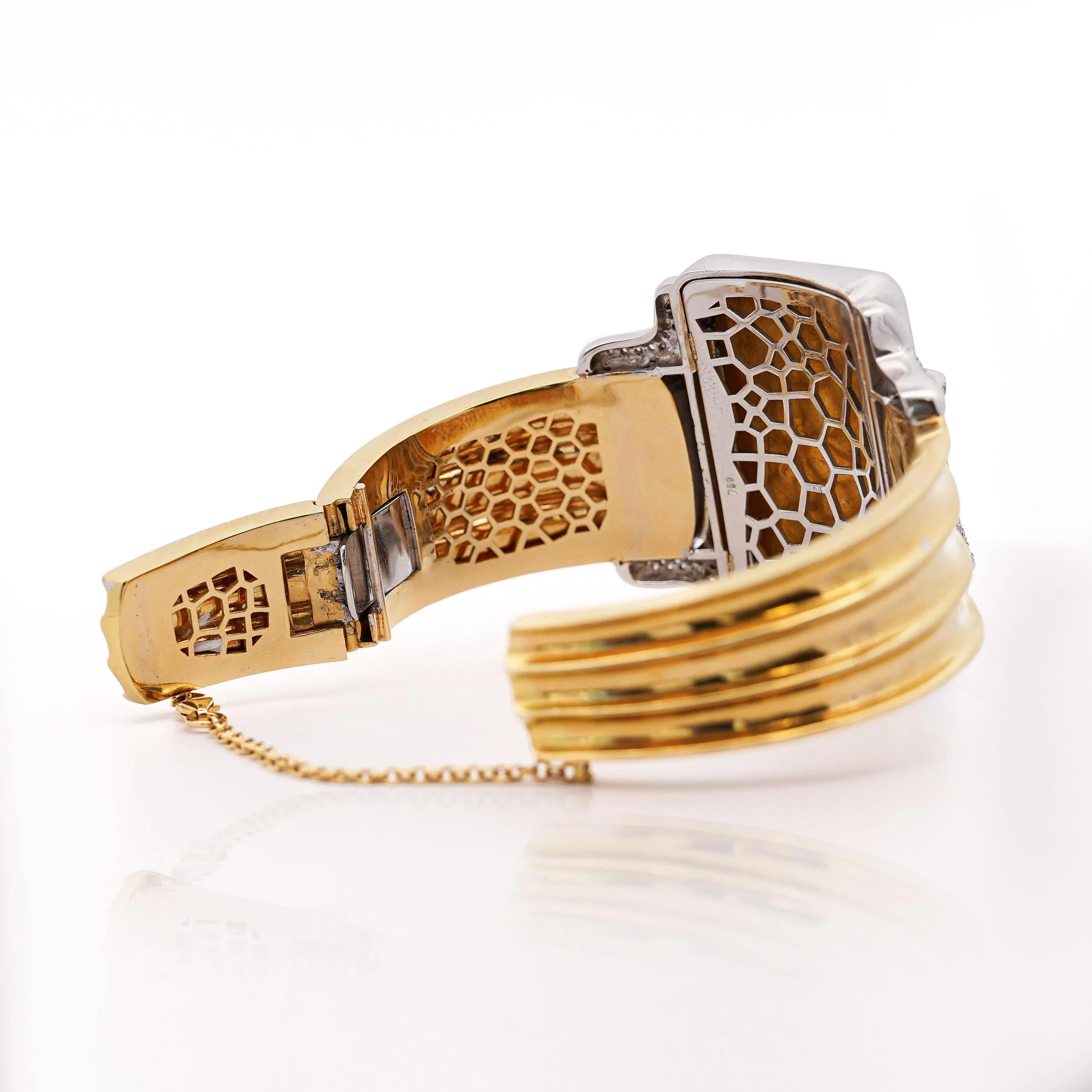Vintage 22K and 18K Pegasus Motif Bangle Bracelet in Diamond Bezel - Image 6