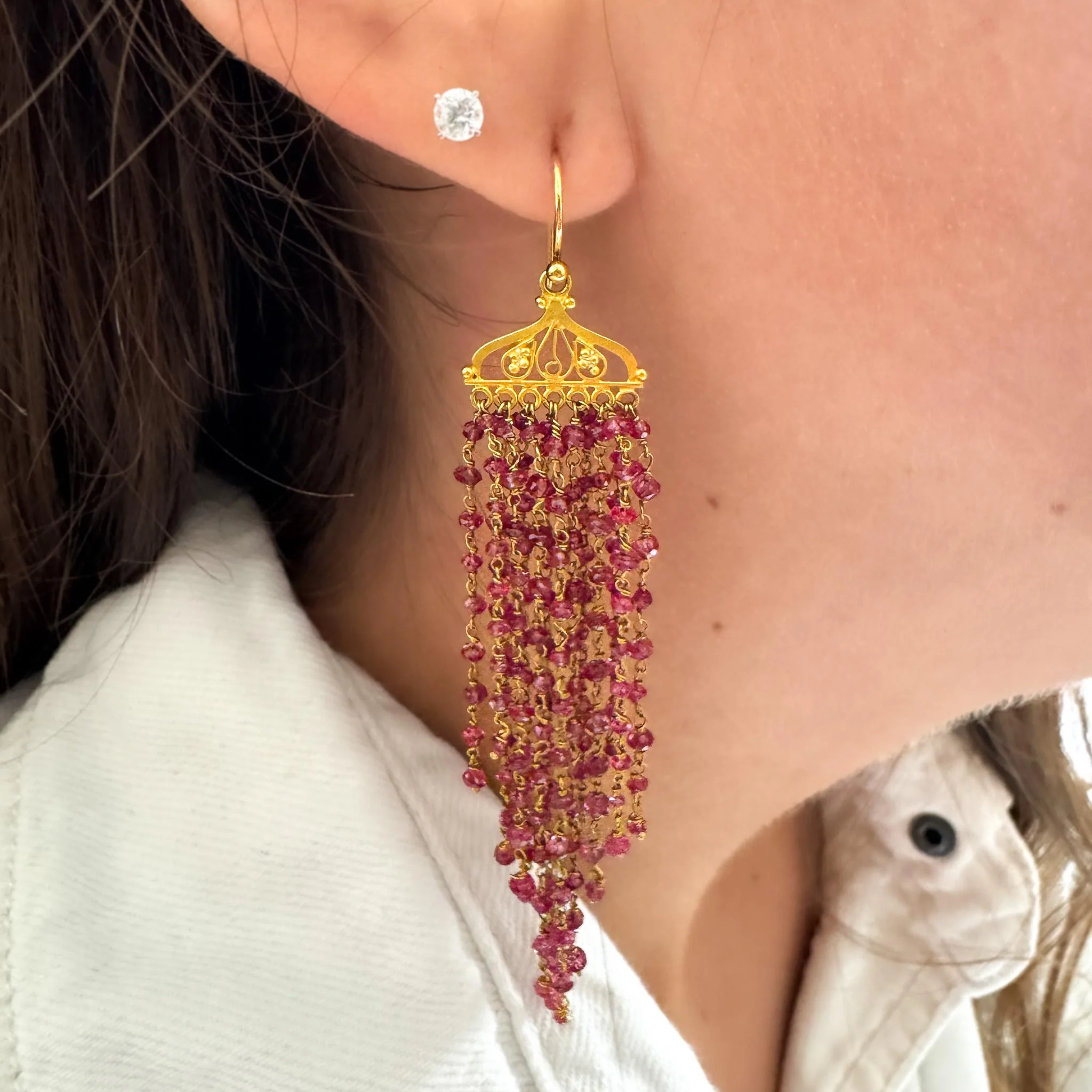 Vintage 22K Gold Pink Tourmaline Bead Indian Chandelier Drop Earrings - Image 3