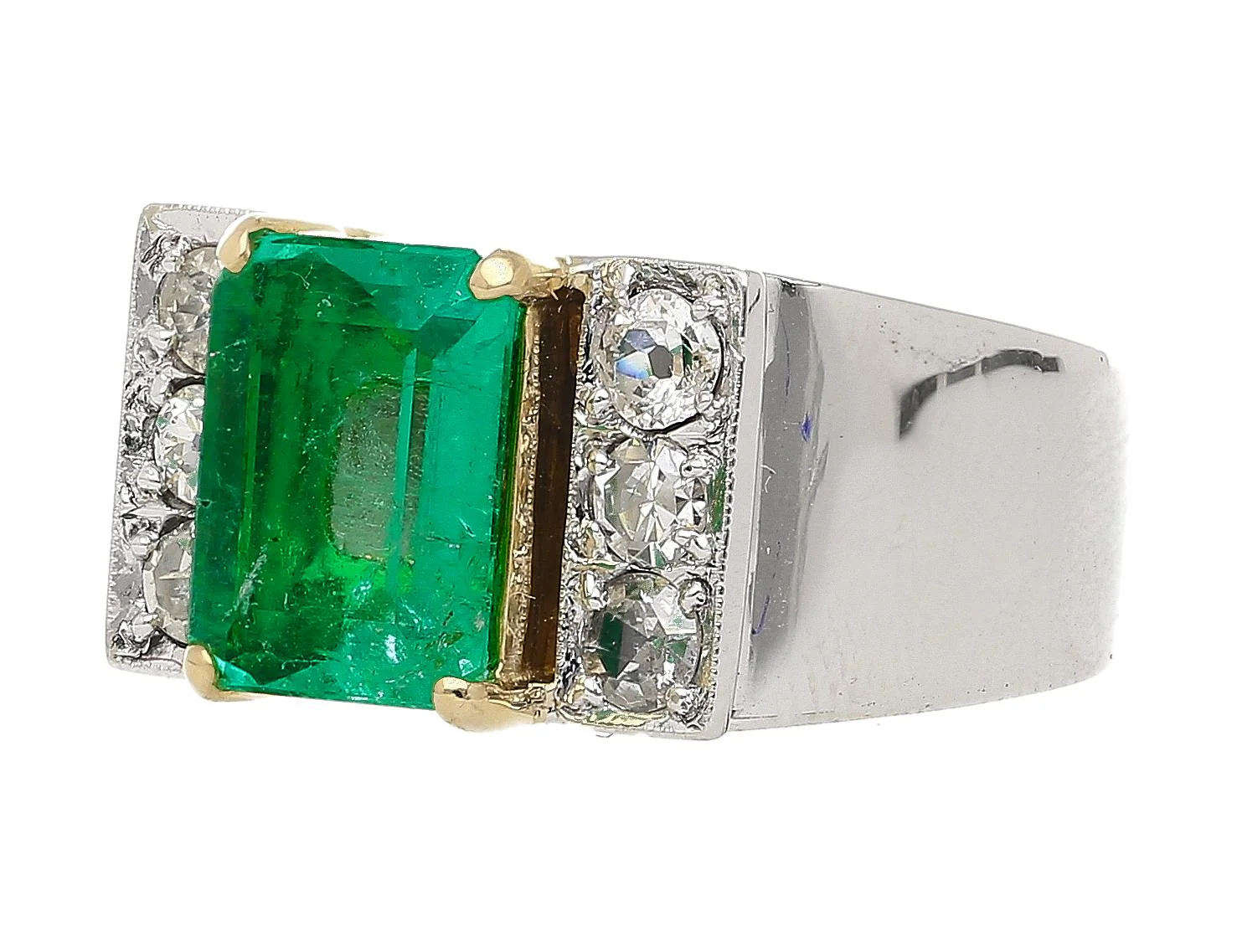 Vintage 3.04 Carat Emerald & Old Cut Diamond 18K Wide Shank Mens Ring - Image 3