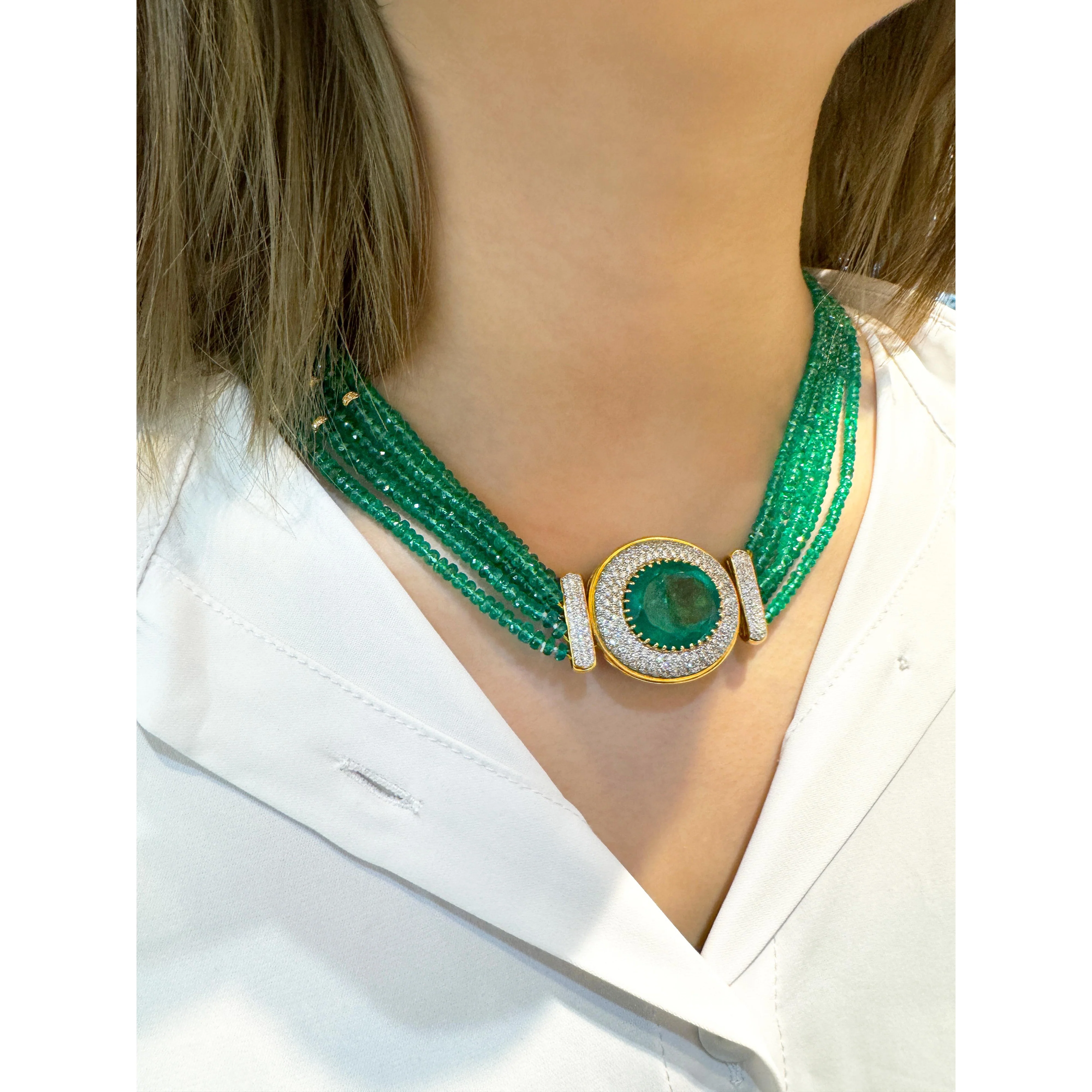 Vintage 300 Carat Natural Emerald Bead 18K Necklace 22 Inch - Image 3