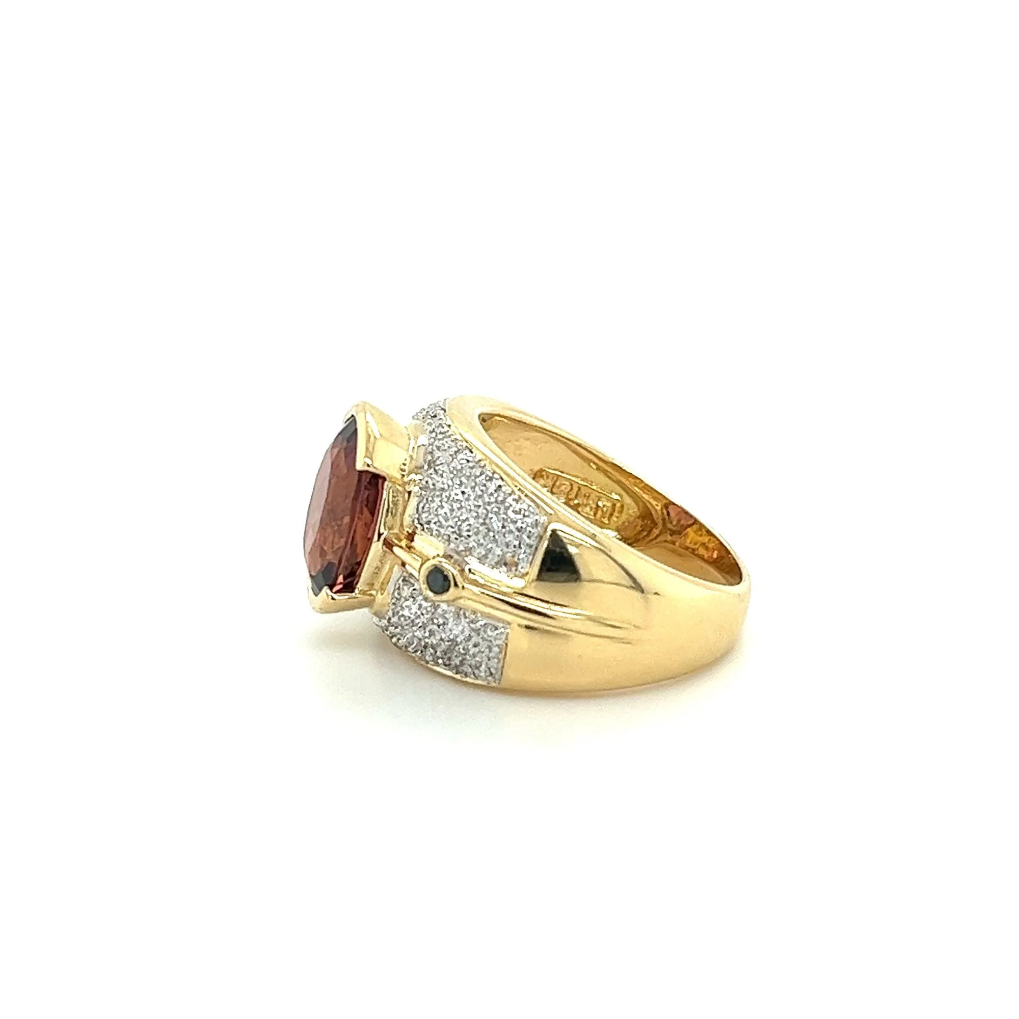 Vintage 6 Carat Pinkish Red Oval Cut Tourmaline Bezel Set Unisex Ring in 18K Yellow Gold - Image 9