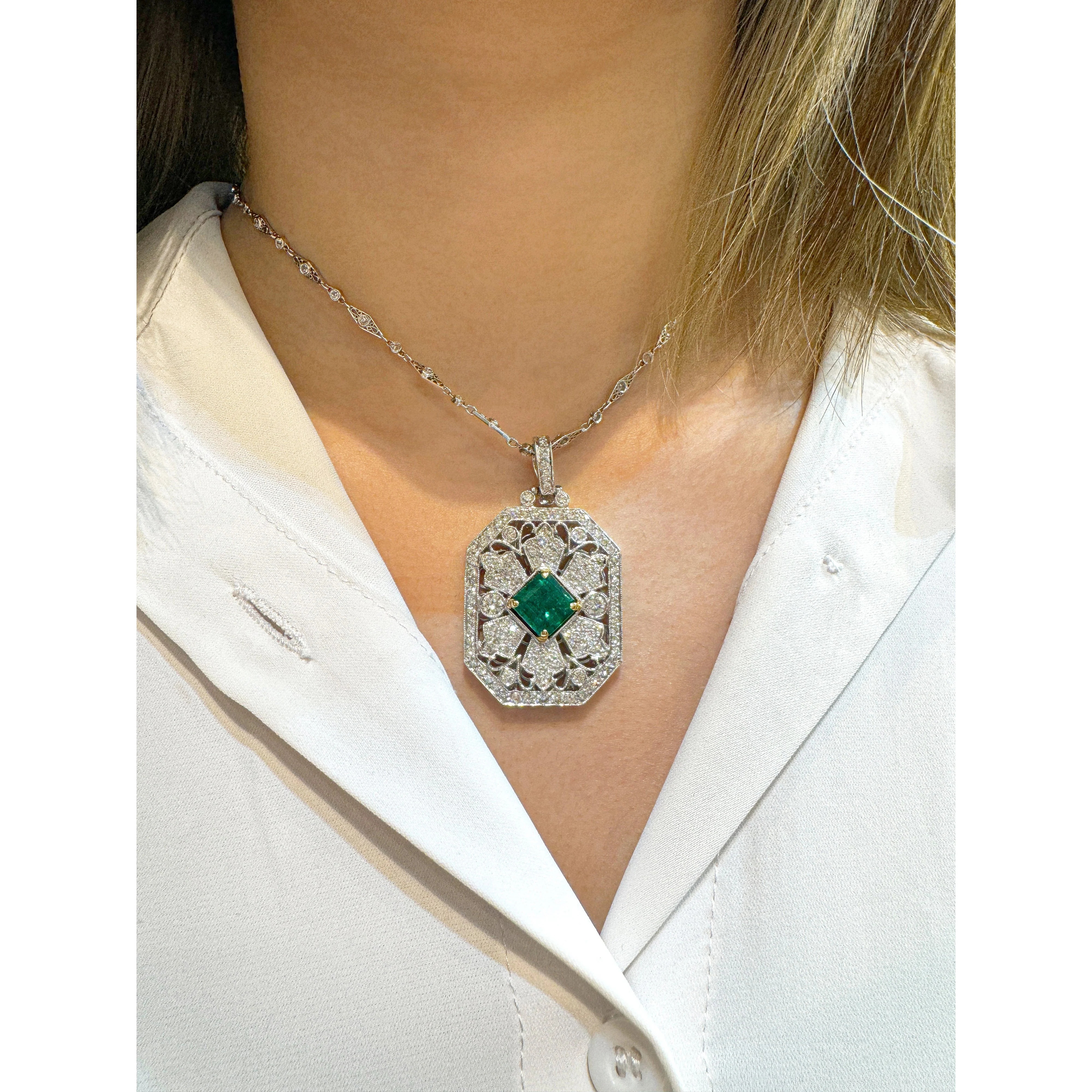 Vintage Carved Platinum 3.16 Carat Vivid Green Minor Oil Emerald Pendant with 4 CTTW in Diamonds - Image 7