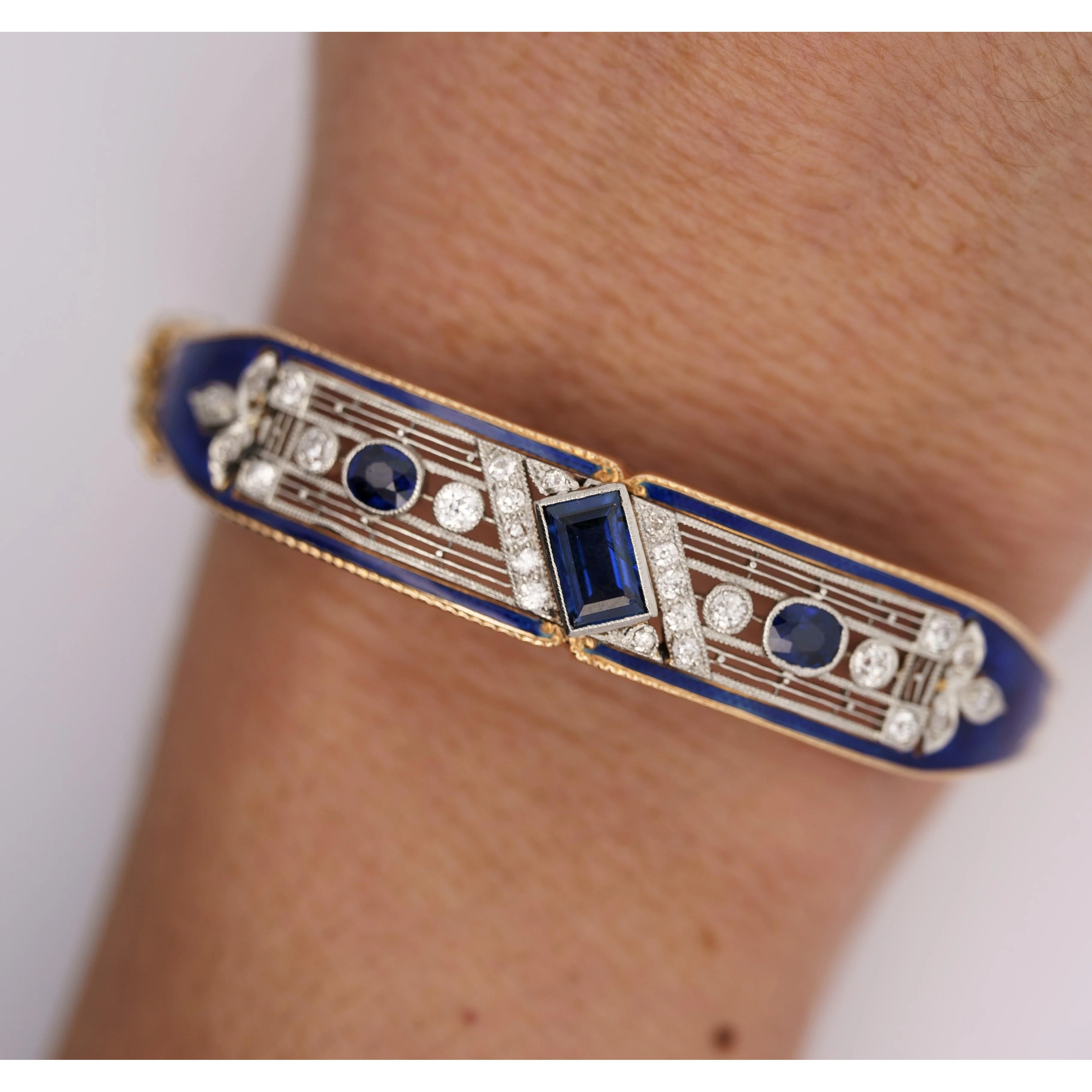 Vintage Art Deco Estate Blue Sapphire, Diamond & Enamel Bangle Bracelet - Image 6
