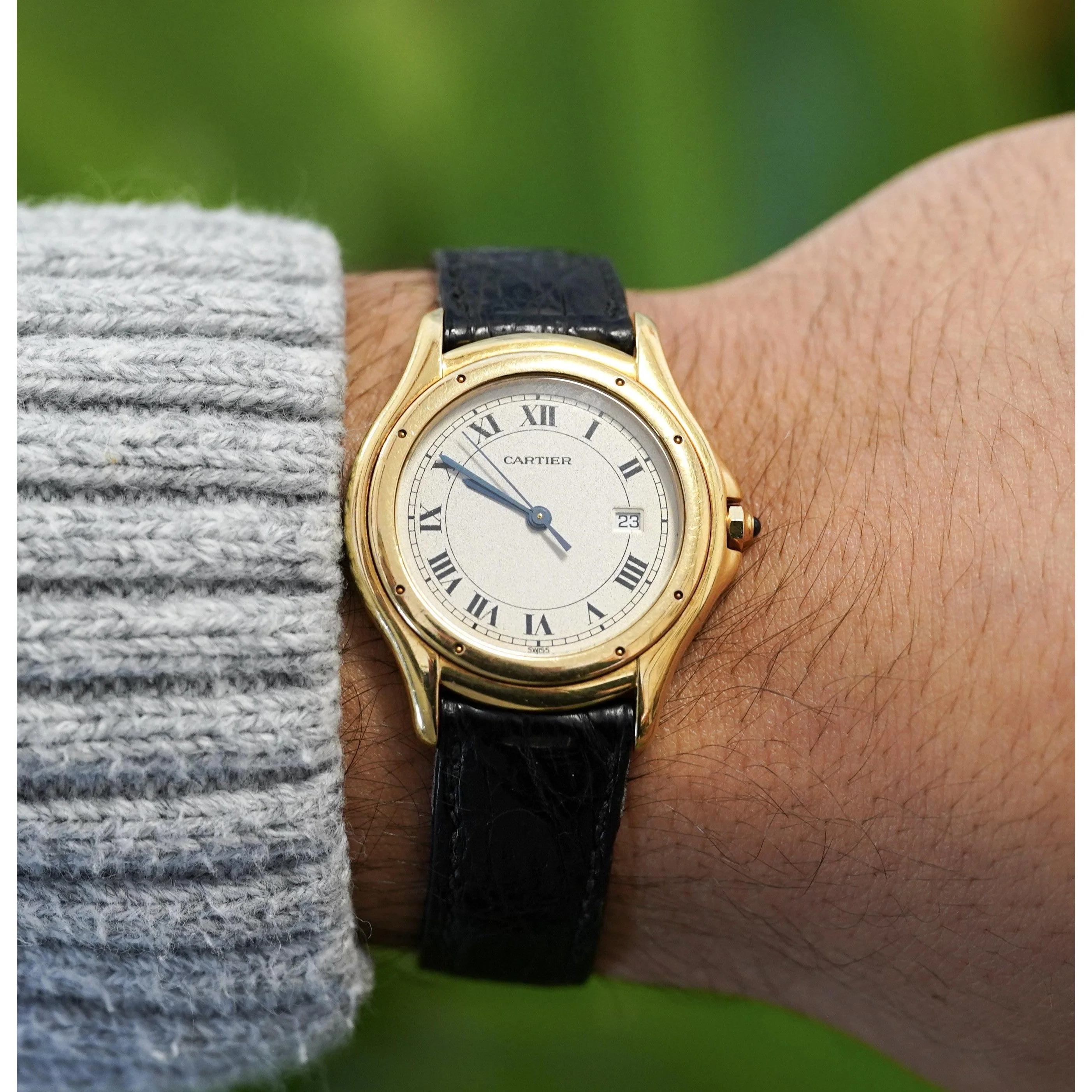 Vintage Cartier Cougar 116000R Watch 33mm in 18K Gold and Leather - Image 7