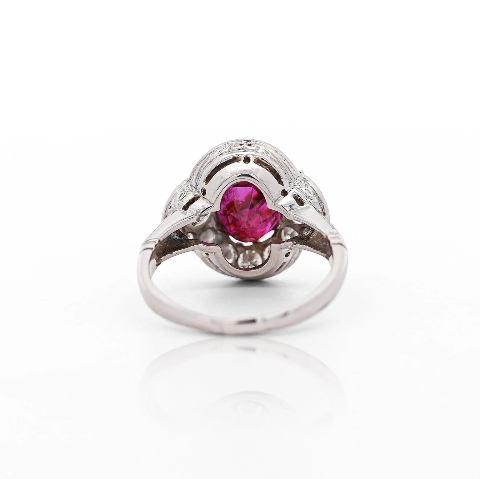 Vintage GIA Cert. 2.3 Carat No Heat Burma Ruby & Diamond in Platinum Ring - Image 5