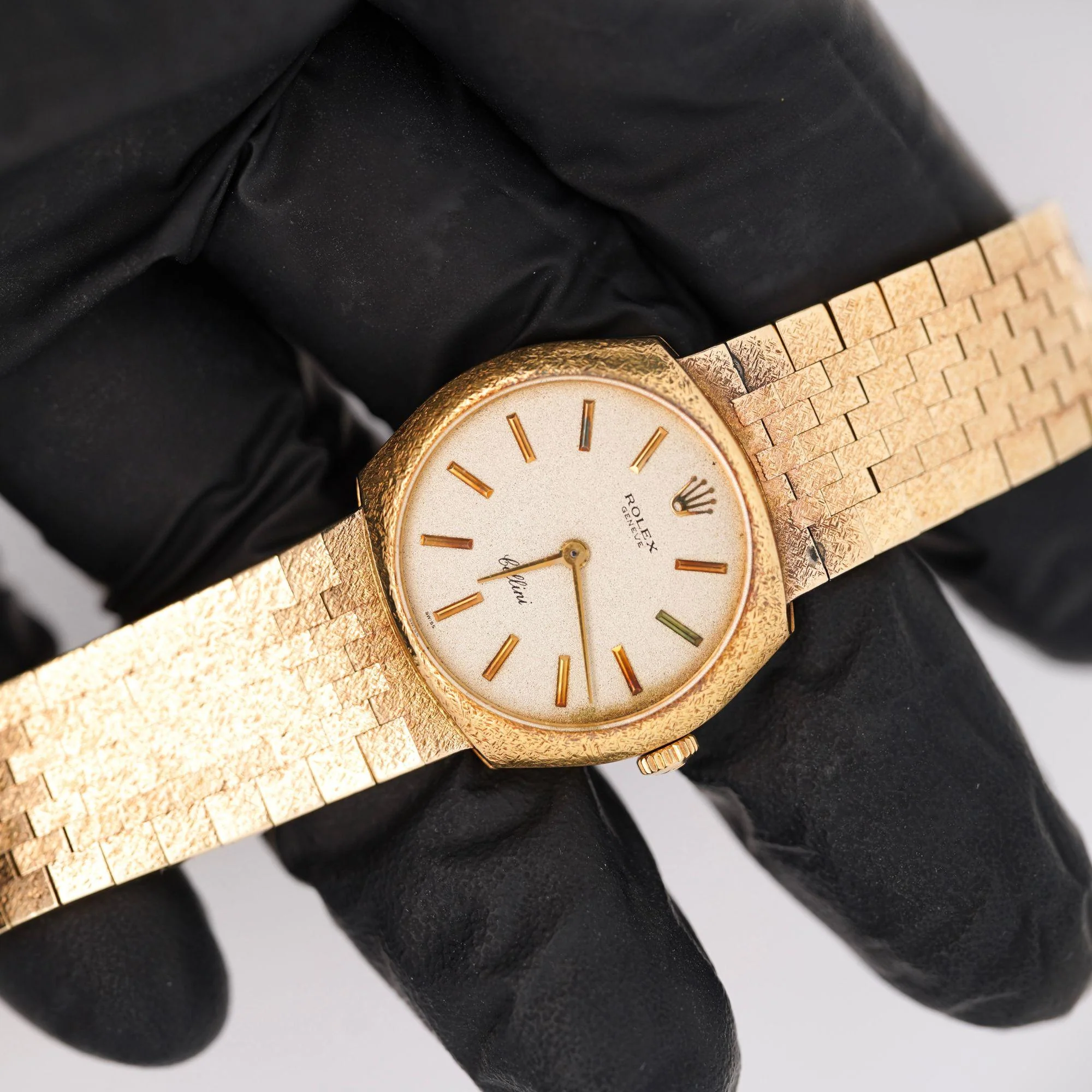 Vintage Rolex Cellini Manual Gold Frosted Integral Bracelet Watch - Image 7