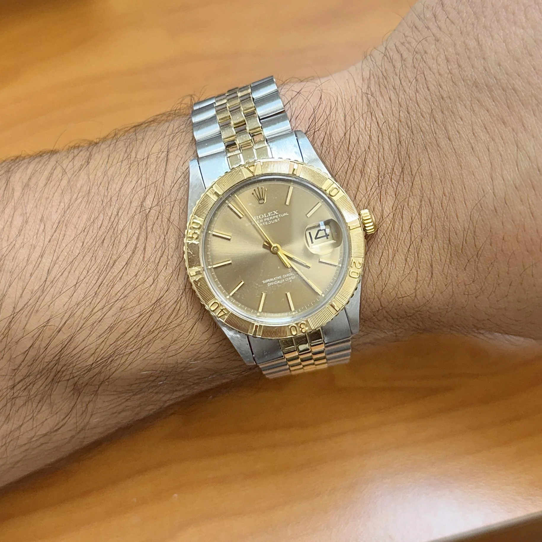 Vintage Rolex Datejust Thunderbird Turn-O-Graph Two Tone Gold Steel Watch - Image 12