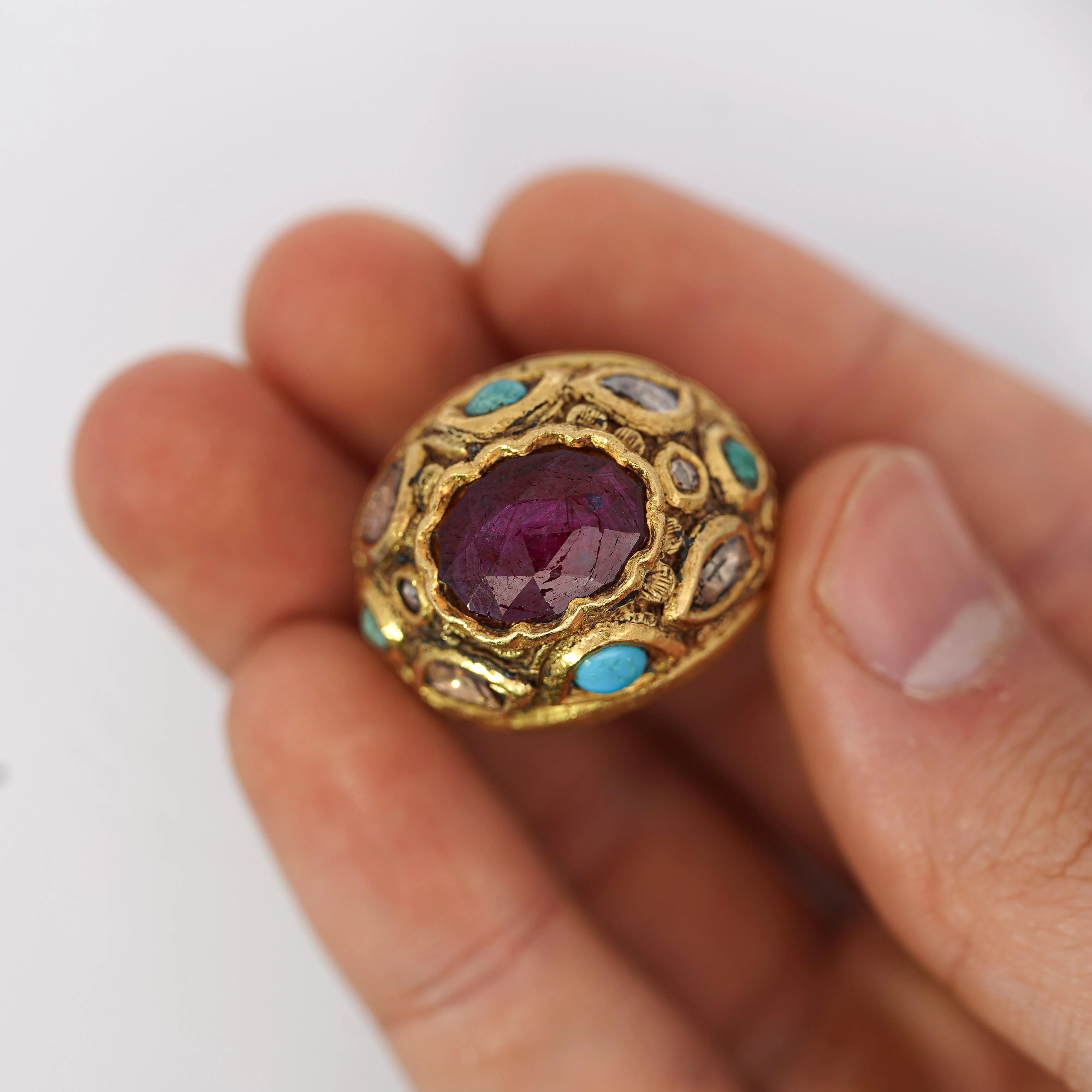 Vintage Ruby Rose Cut Diamond & Turquoise 18K Gold Ring - Image 4